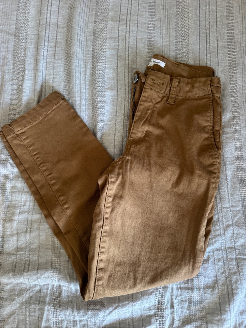 Gigi mid rise cropped trouser